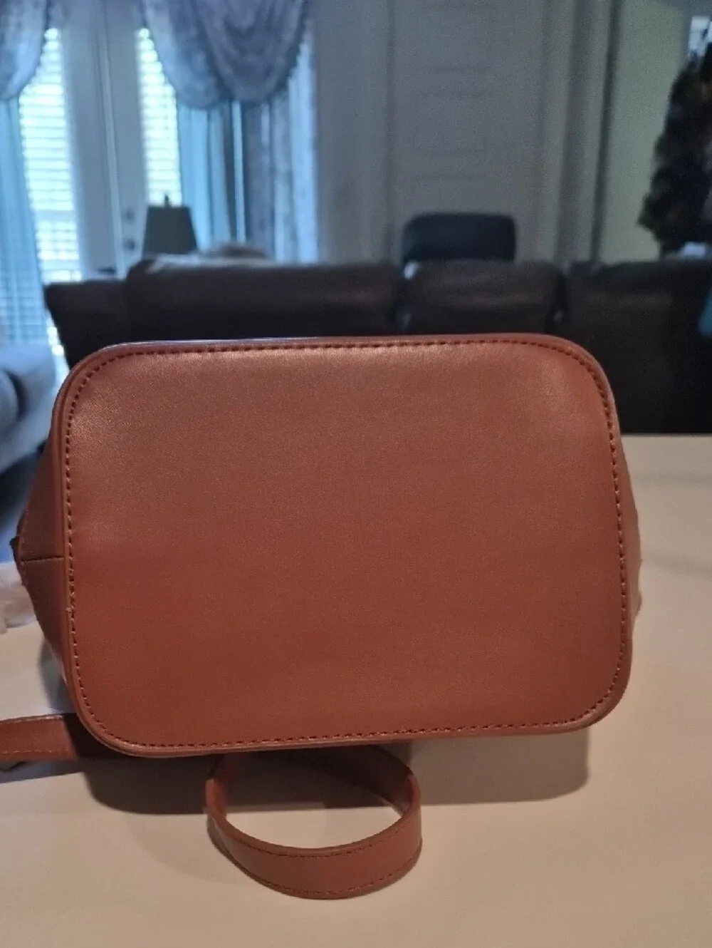 N/A sleek brown